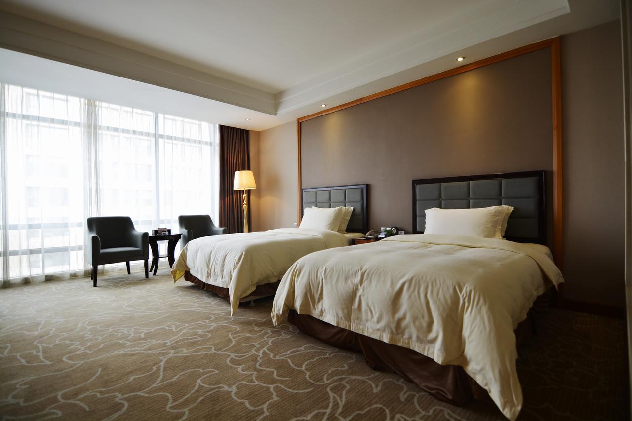Nanhai Jiayi International Hotel Foshan Exterior photo