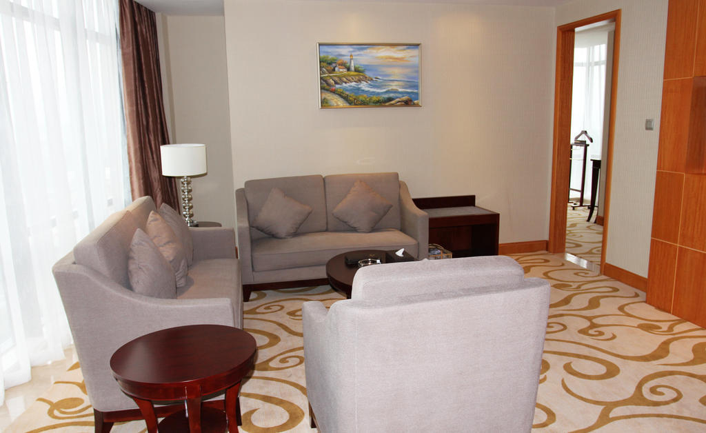 Nanhai Jiayi International Hotel Foshan Room photo